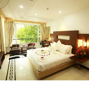 Hotel Parakkat Nature