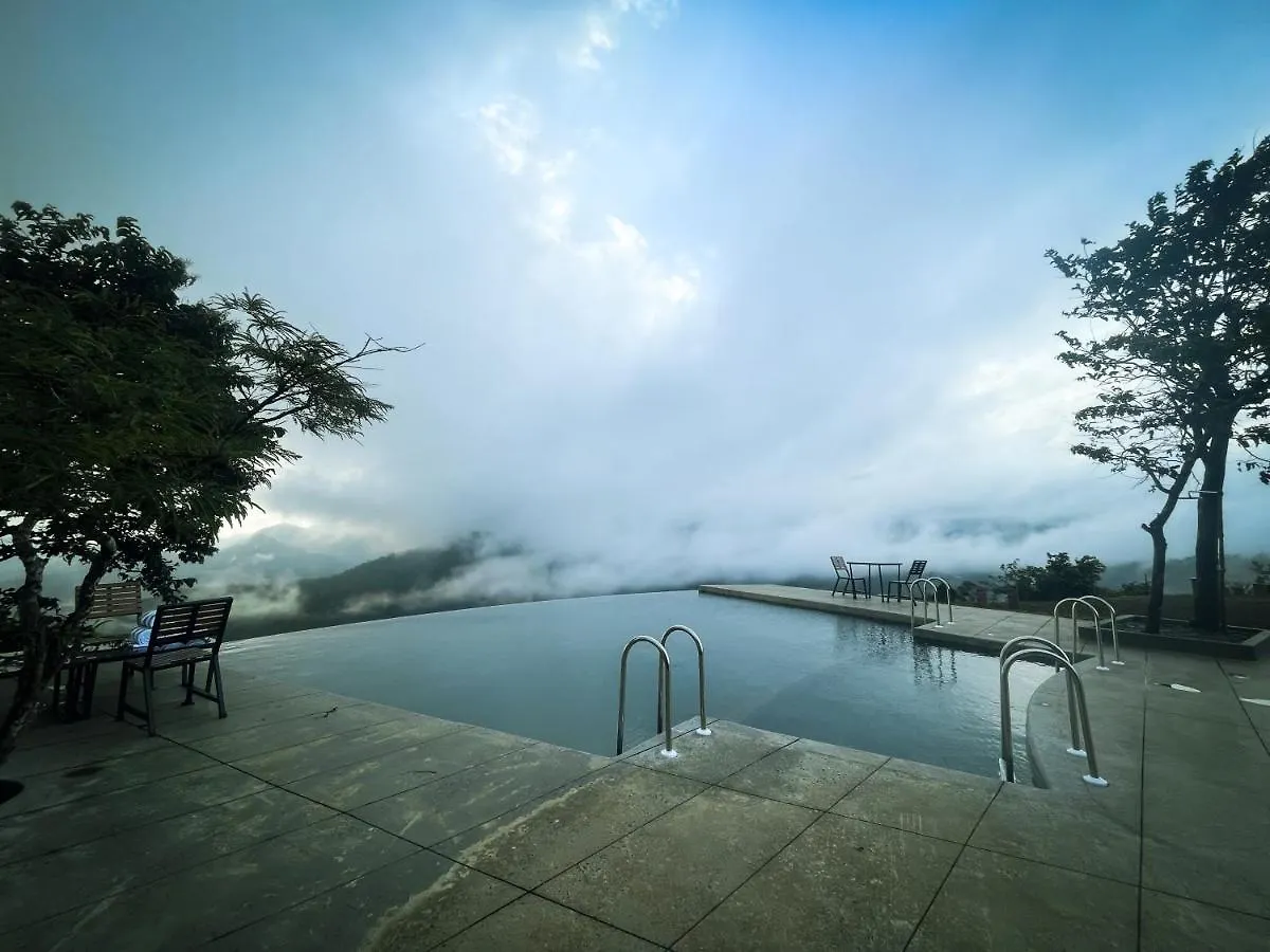 Haze And Kites Resort Munnar